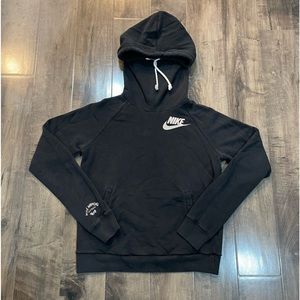 Nike Woman’s Marathon Hoodie